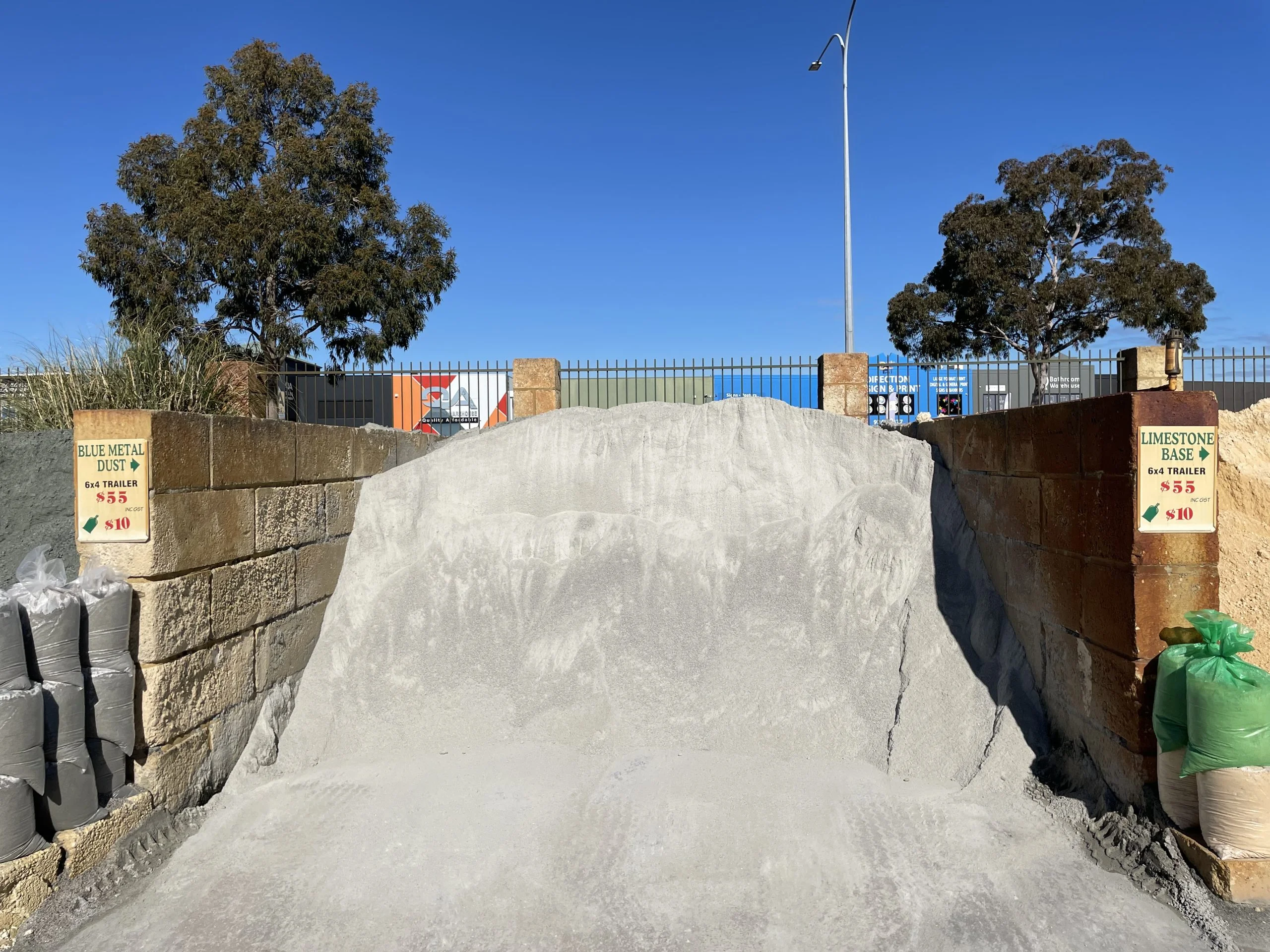 Metal Cracker Dust - Image 2